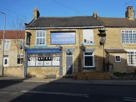 PRIME POSITION FREEHOLD COMMERCIAL PREMISES 