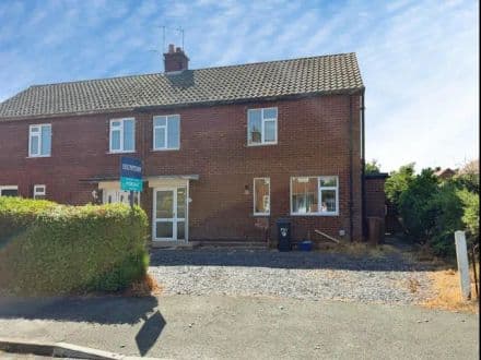 3 BEDROOM SEMI DETATCHED HOUSE