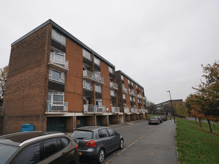 TWO BEDROOM TOP FLOOR APARTMENT