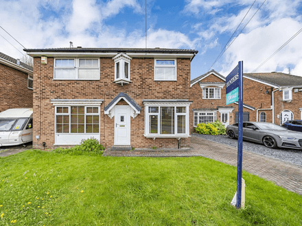 THREE BEDROOM SEMI-DETACHED PROPERTY