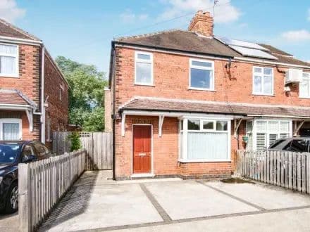 THREE BEDROOM SEMI-DETACHED PROPERTY