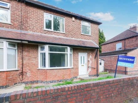 THREE BEDROOM SEMI-DETACHED PROPERTY