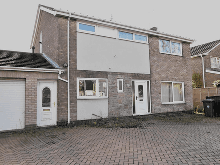 FIVE BEDROOM DETACHED PROPERTY